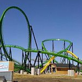 BucketList + Try Every Ride At Six Flags
