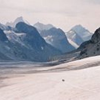 BucketList + Go Mountain Climbing