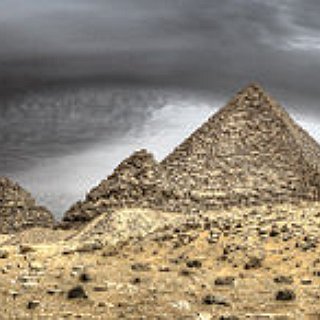 BucketList + Travel To Egypt, And See The Pyramids And Sphinx 