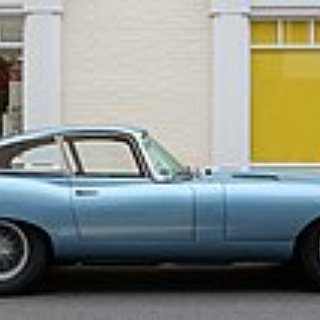 BucketList + Drive A Jaguar E-Type