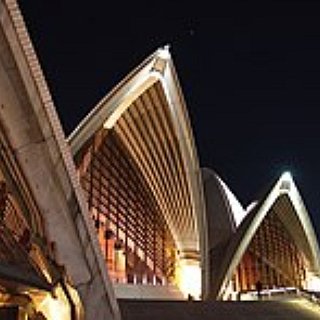 BucketList + Watch Opera At The Sydney Opera House