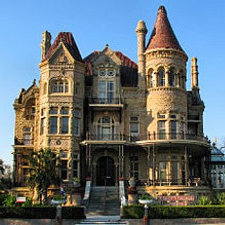 BucketList + Take A Romantic Weekend At The Clipper House Inn And Cottages In Galveston 