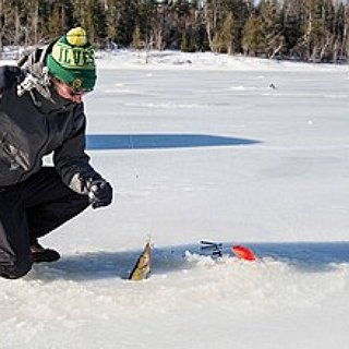 BucketList + Go Ice Fishing - Russia Sea Of Japan