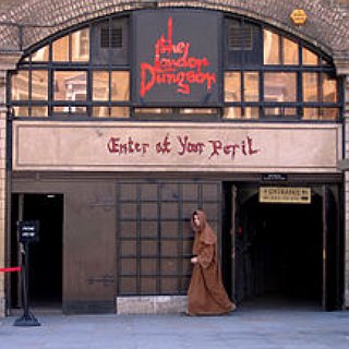 BucketList + Visit York/London Dungeons 