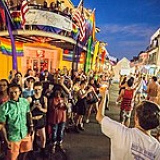 BucketList + Visit A Blues Bar In New Orleans