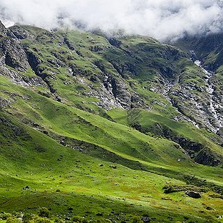 BucketList + Go For Valley Of Flowers Trek 