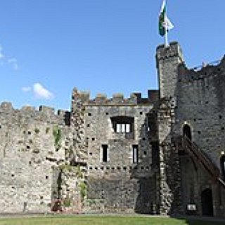 BucketList + Cardiff Castle And Cardiff Museum 