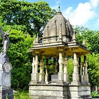 BucketList + Visit Arnos Vale Cemetery (Ironically)