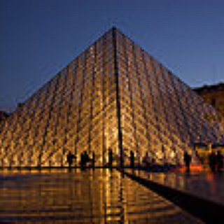 BucketList + Visit The Louvre Museum In Paris, France.
