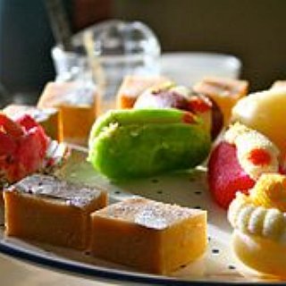 BucketList + Eat At Spot Dessert Bar