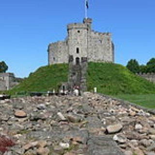 BucketList + Visit Cardiff Castle, Wales