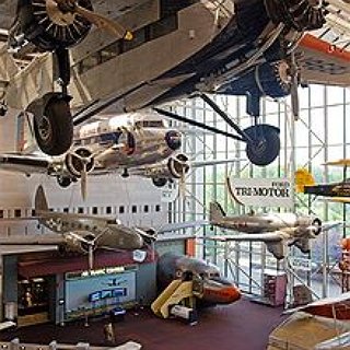 BucketList + Visit Smithsonian Aerospace Museum