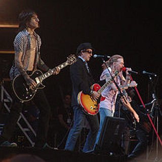 BucketList + See Gun N' Roses In Concert