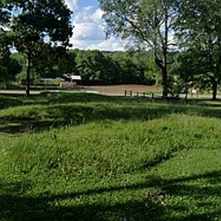 BucketList + Visit The Man Mound In Baraboo, Wisconsin