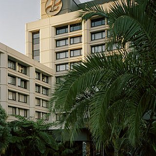 BucketList + Eat At The 8 At The Langham Again